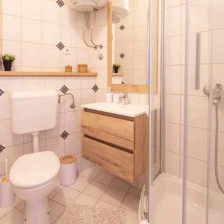 Anuska Apartment